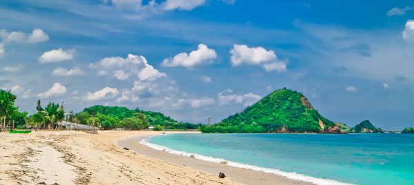Hiburan di Mandalika dan Sekitarnya